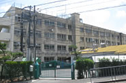 日吉台小学校